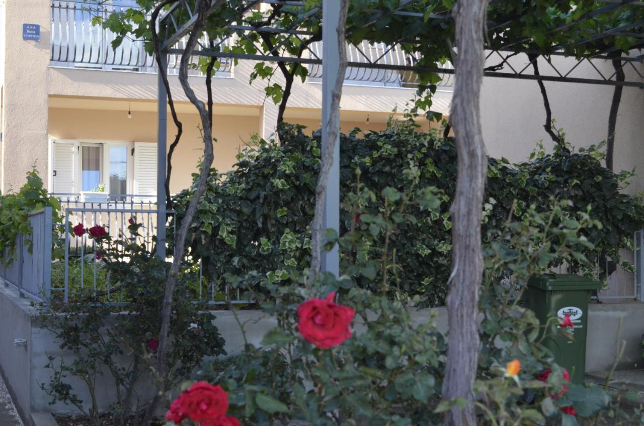 Apartment Ana Kaštel Sućurac Exterior foto