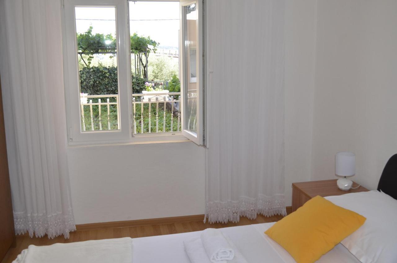 Apartment Ana Kaštel Sućurac Exterior foto